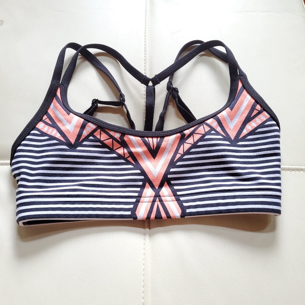 Small Lorna Jane sports bra